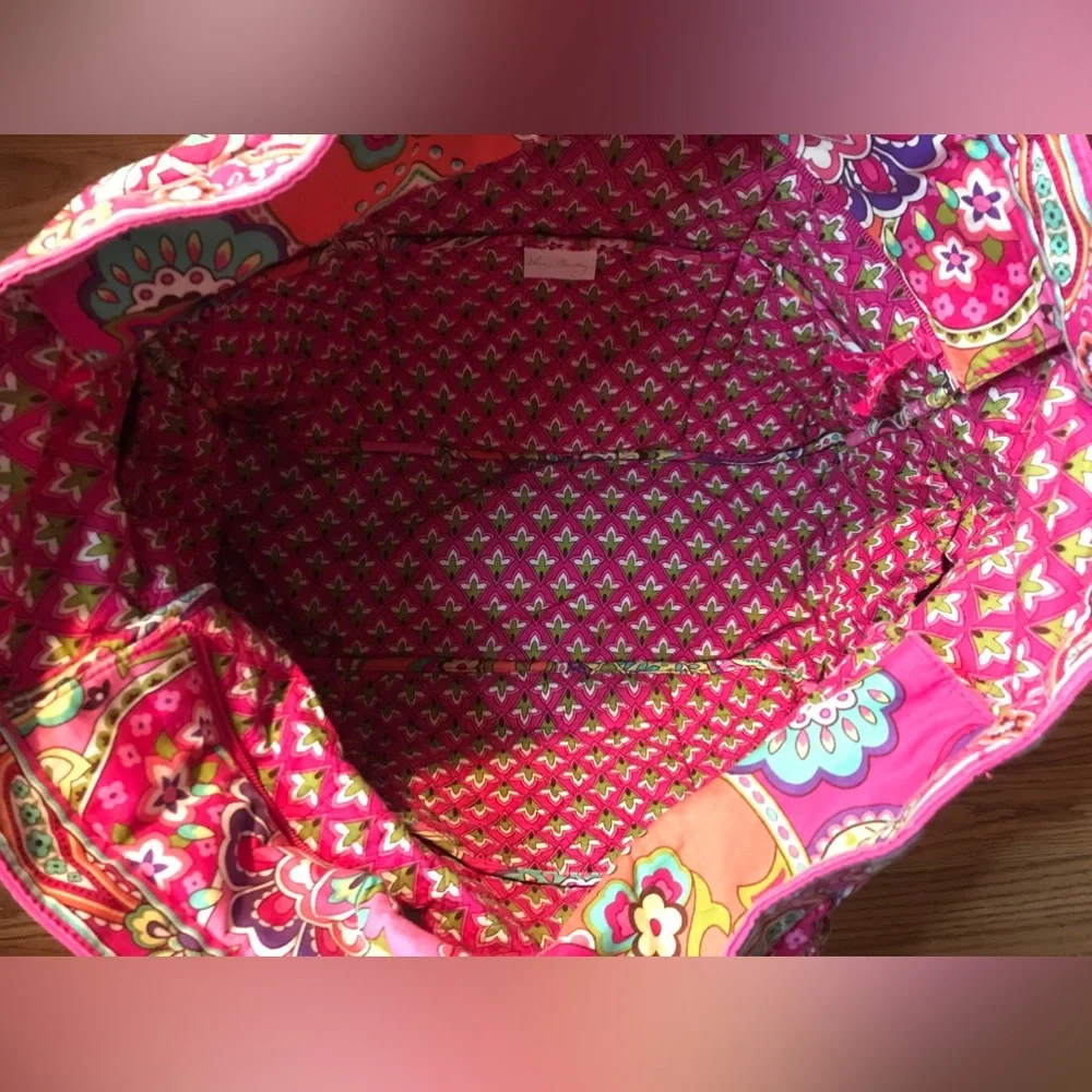 Vera Bradley Quilted Weekender Tote Bag Pink Paisley Floral L 14x20” Duffel Bag - Picture 4 of 11